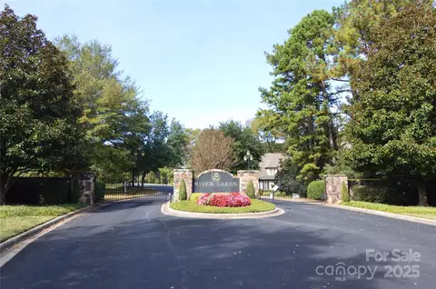 8013 Water View 4 Dr #4, Belmont, NC 28012