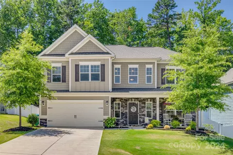 109 Cramerton Mills Pkwy, Cramerton, NC 28032