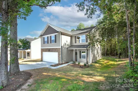 229 Robinson Clemmer Rd, Dallas, NC 28034