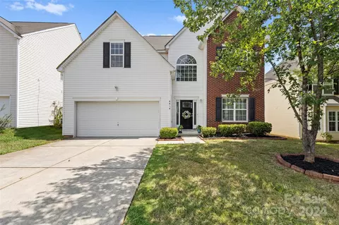 4414 Oakburn Dr, Charlotte, NC 28269