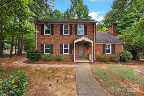1234 Berry Ridge Rd, Charlotte, NC 28270