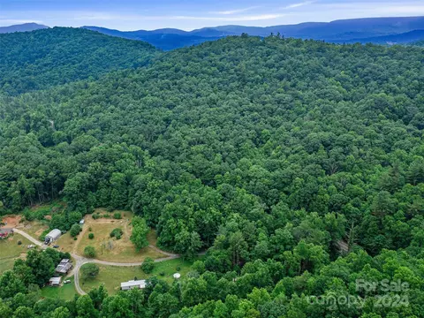 116 Mcclellan Dr, Spruce Pine, NC 28777 photo 17