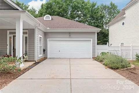 19211 Coachmans Trce, Cornelius, NC 28031 photo 35