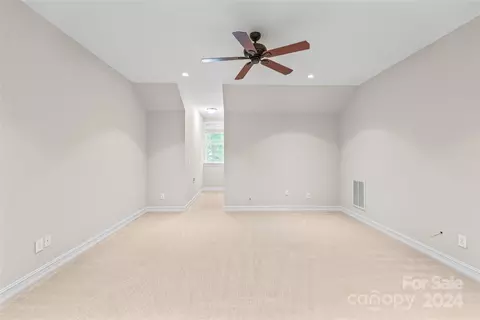 19211 Coachmans Trce, Cornelius, NC 28031 photo 25