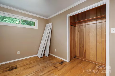 Bedroom - 1099 Mini Dr, Conover, NC 28613 photo 3 of 4