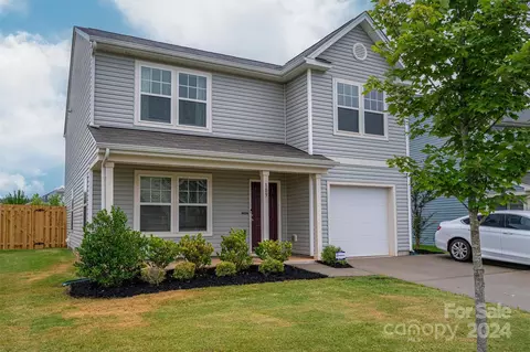 109 Clove Hitch Dr, Statesville, NC 28677