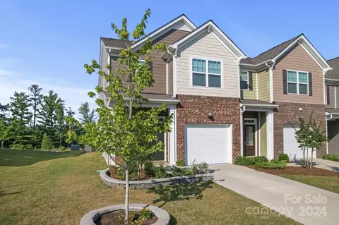 1655 Corwin Bend Rd, Tega Cay, SC 29708 photo 5
