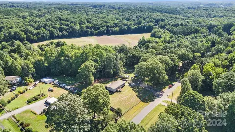 View/Area - 9302 Caycee Dr, Davidson, NC 28036 photo 2 of 2