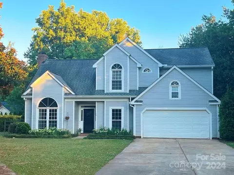106 Southhaven Dr, Mooresville, NC 28117