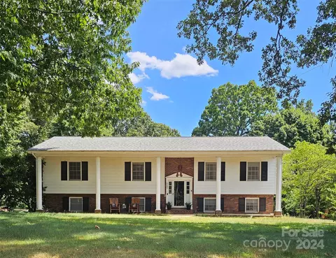 4893 Swinging Bridge Rd, Conover, NC 28613