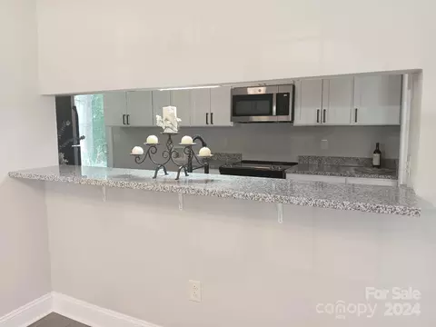 Kitchen - 13812 Dansington Ct, Pineville, NC 28134 photo 2 of 5