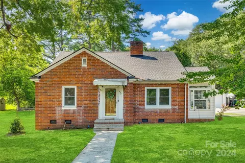 667 Still St, Chester, SC 29706