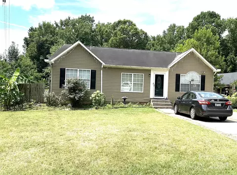 6565 Louglen Cir, Charlotte, NC 28212