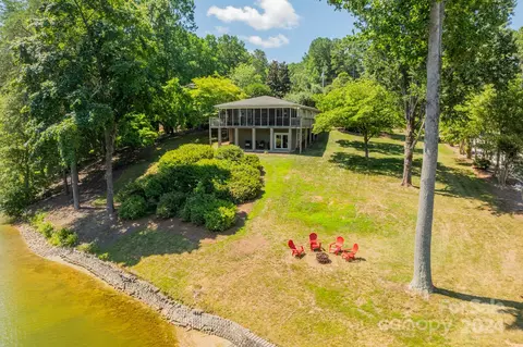 162 Marietta Rd, Mooresville, NC 28117