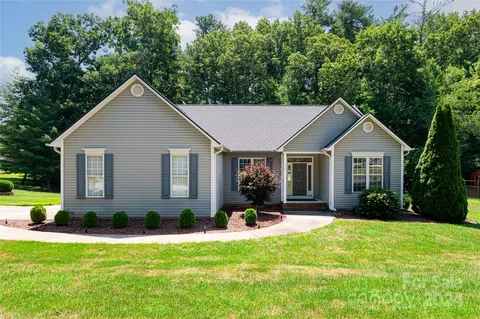 248 River Birch Dr, Fletcher, NC 28732