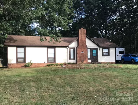 6211 Stoneyridge Dr, Indian Trail, NC 28079