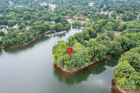 View/Area - 457 Windward Dr, Davidson, NC 28036 photo 6 of 7
