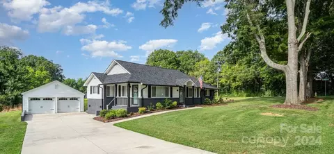 69 Admiral Sw Ave SW, Concord, NC 28027
