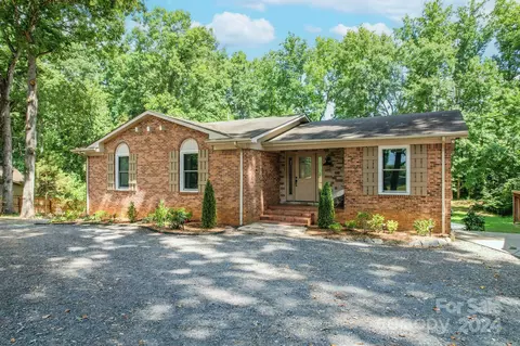202 Smith St, Locust, NC 28097 photo 3