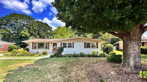 1207 Carolyn Dr, Albemarle, NC 28001