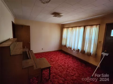 1202 4th Sw St SW, Conover, NC 28613 photo 5