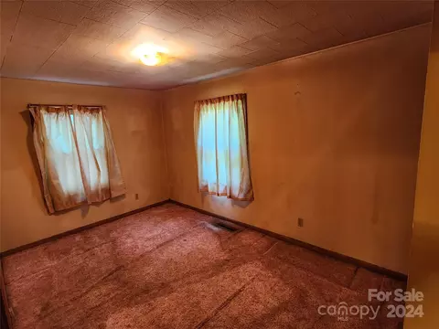 1202 4th Sw St SW, Conover, NC 28613 photo 9