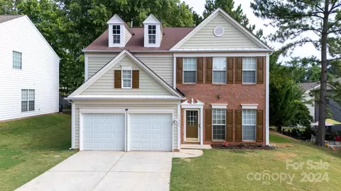 11906 Hawick Valley Ln, Charlotte, NC 28277