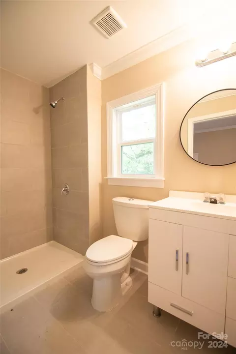 Bath - 1127 6th St, Lancaster, SC 29720 photo 1 of 2
