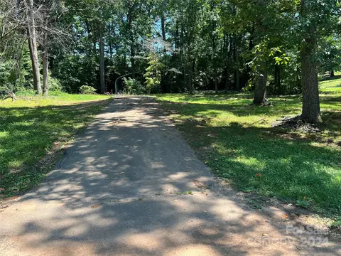 100 Crestview 25 Ln #25, Morganton, NC 28655 photo 18