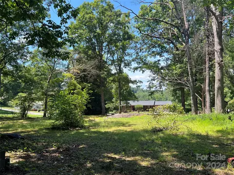 100 Crestview 25 Ln #25, Morganton, NC 28655 photo 14