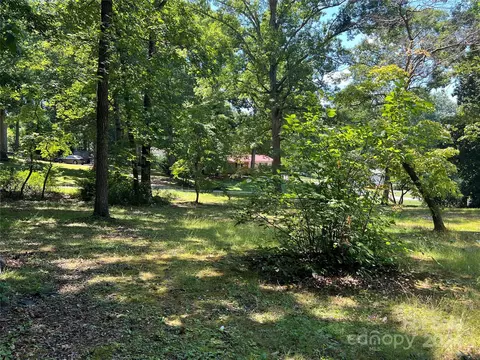 100 Crestview 25 Ln #25, Morganton, NC 28655 photo 15