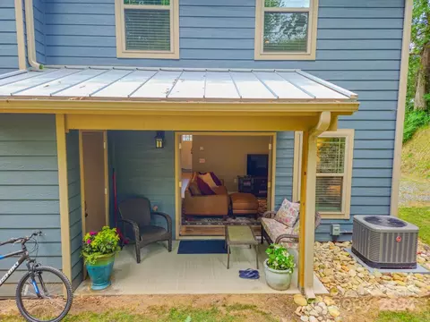 60 Trevor Trl, Clyde, NC 28721 photo 15