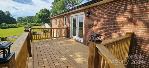 Exterior - 2408 Clark Loop, Morganton, NC 28655 photo 3 of 3