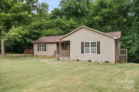 231 Nance Rd, Charlotte, NC 28214
