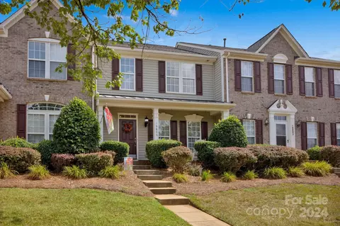 16806 Hugh Torance Pkwy, Huntersville, NC 28078