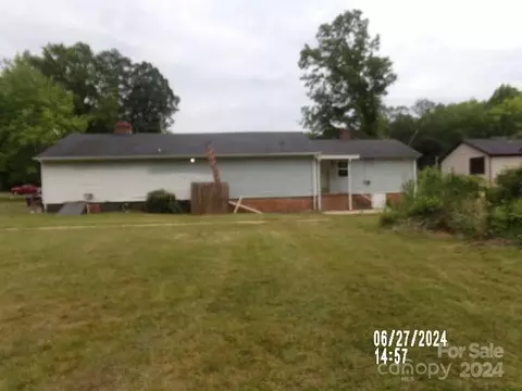 4219 Tyvola Rd, Charlotte, NC 28208