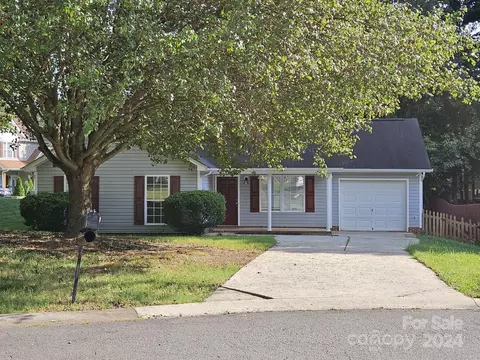 7512 Axis Ct, Charlotte, NC 28273