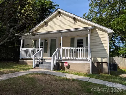 544 Biltmore St, Mooresville, NC 28115