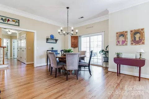 Dining - 324 Whiteplains Pl, Gilbert, SC 29054 photo 3 of 3