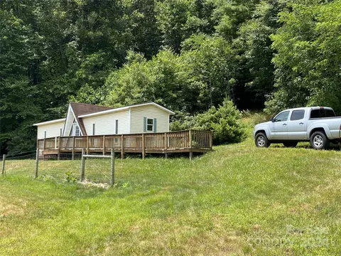 3011 Us 19e Hwy, Spruce Pine, NC 28777