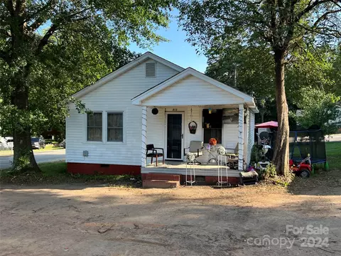837 Cason St, Belmont, NC 28012