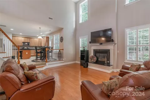 Living - 10816 Clark St, Davidson, NC 28036 photo 1 of 3