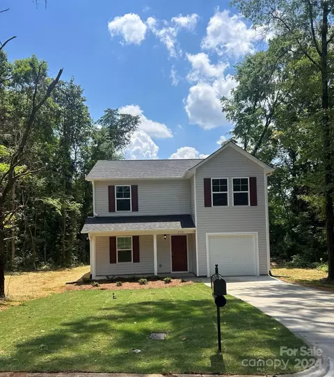 1712 Jones St, Statesville, NC 28625