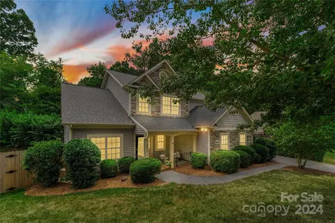 8073 Andrew Franklin Dr, Denver, NC 28037