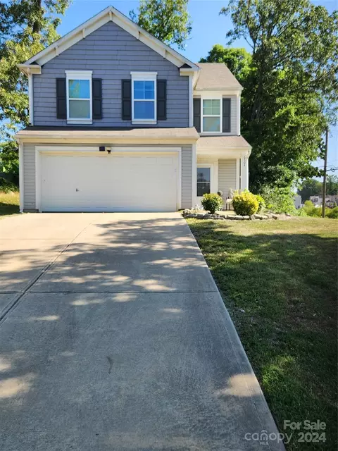 6504 Glenmoor Dr, Charlotte, NC 28214