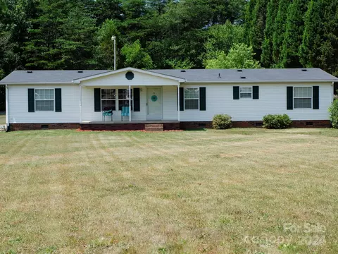 121 Broad Meadow Dr, Statesville, NC 28677