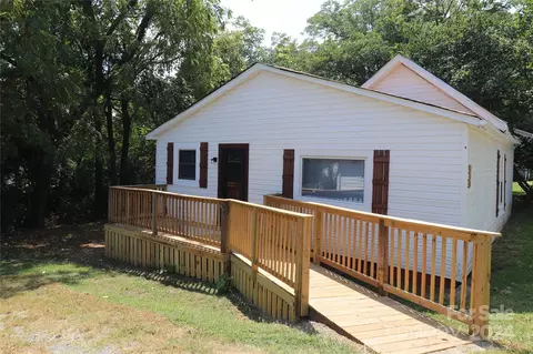 410 Clinton Dr, Kings Mountain, NC 28086