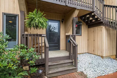 44 Pebble Creek Dr, Asheville, NC 28803