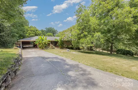 26019 Morlin Rd, Albemarle, NC 28001