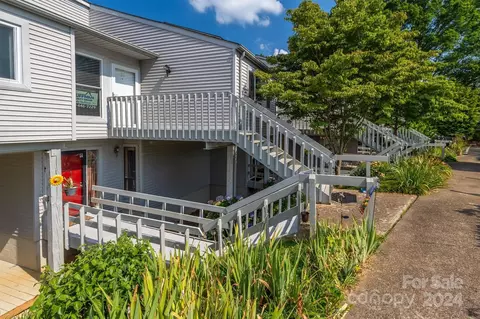 1050 21st Nw 35 Ave NW #35, Hickory, NC 28601